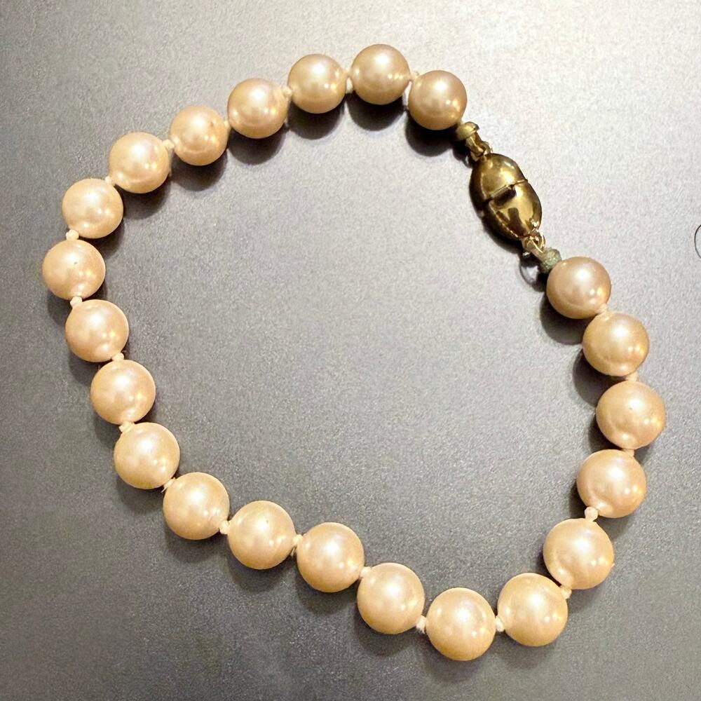 Vintage Monet Champagne Colored Faux Pearl Bracelet